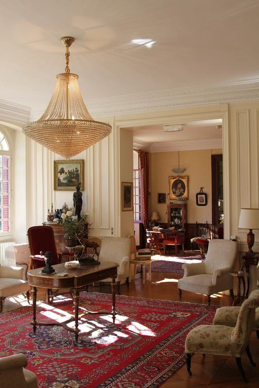 Gevrolles Chateau Du Breuil B&B 외부 사진