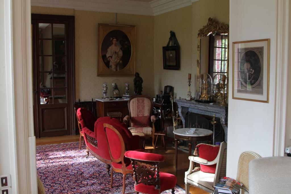 Gevrolles Chateau Du Breuil B&B 외부 사진